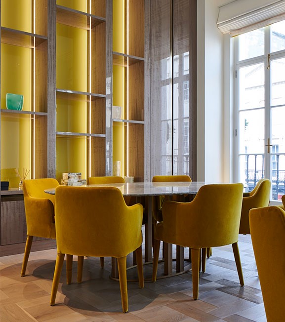 sedie gialle per ufficio