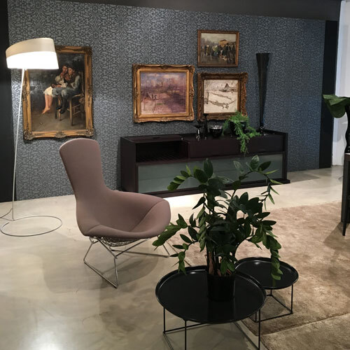 Lampada da terra per decorare una zona relax